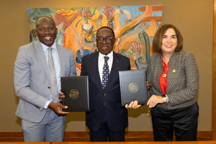  Ivory Coast government officials Mamady Kourouma, Eugene Aka-Aouélé join SDSU President Adela de la Torre after signing a memorandum of understanding to explore collaborations