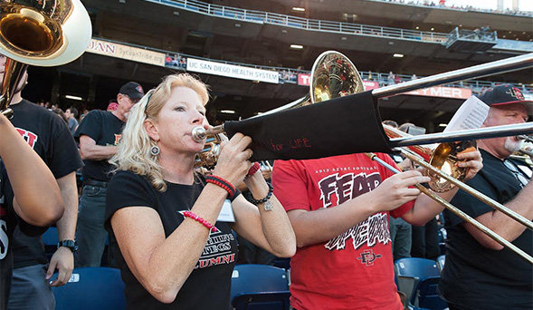 Eishen playing at the 2014 Homecoming game. Photo courtesy of Chuk Gawlik.