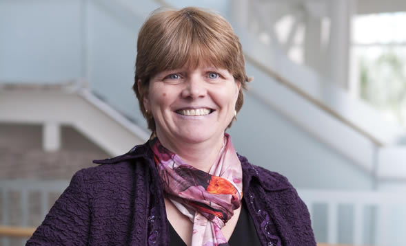 Photo of Elaine Worzala