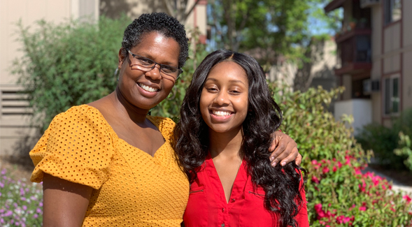 Amanda Thomas (96) and Jamilla Thomas (right)
