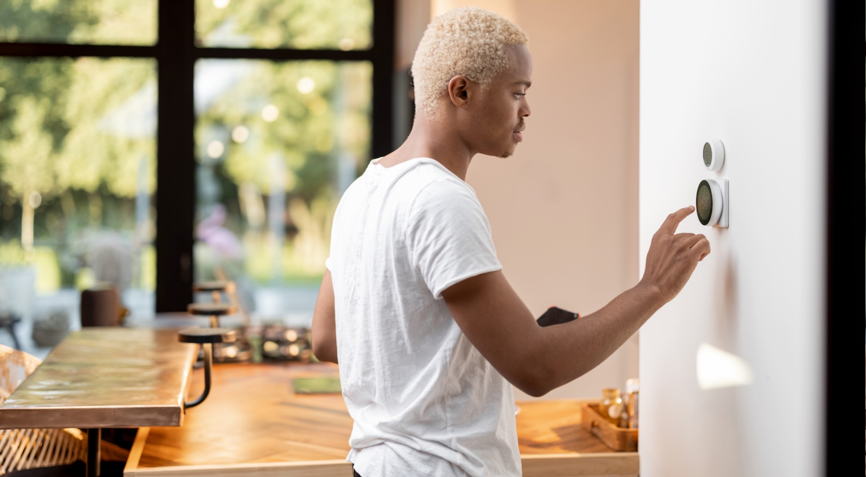 Flex Alerts ask Californians to conserve energy during hot summer days. (Adobe Stock)