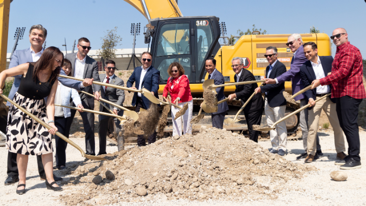 SDSU President Adela de la Torre (center) joins university leaders, AvalonBay Communities, CSU Board of Trustees, and local community representatives to break ground on the first residential and retail development at SDSU Mission Valley. (SDSU)